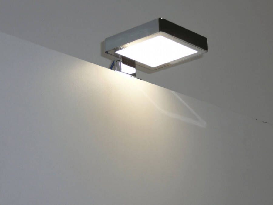 Blinq Gefion led verlichting 10x9x2cm voor spiegel en spiegelkast