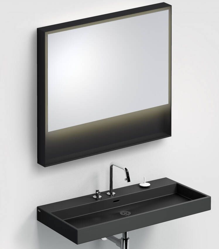 Clou Look at Me spiegel met 2700K LED-verlichting met een omlijsting in mat zwart. 90x8x80 (bxdxh)