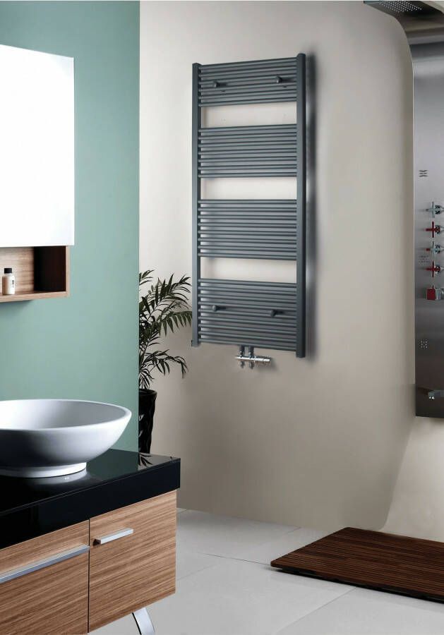 Blinq Altare R handdoekradiator 140 x 40 cm (H X L) grijs metallic