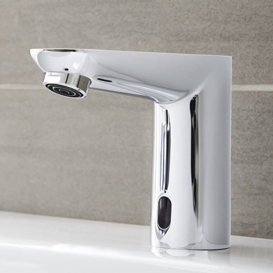 Grohe Euroeco Cosmopolitan E electronische wastafelkraan infrarood chroom