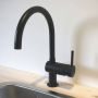 GROHE Minta Keukenmengkraan blad kraangat eengreeps 356mm hoogte 223mm C-uitloop draaibaar velvet zwart - Thumbnail 3