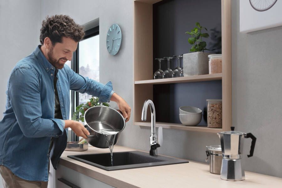 Hansgrohe Focus M42 ééngreeps keukenmengkraan 220 chroom