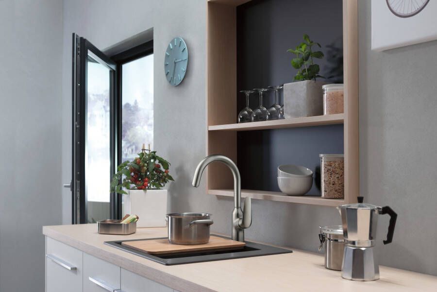 Hansgrohe Focus M42 ééngreeps keukenmengkraan 220 rvs look