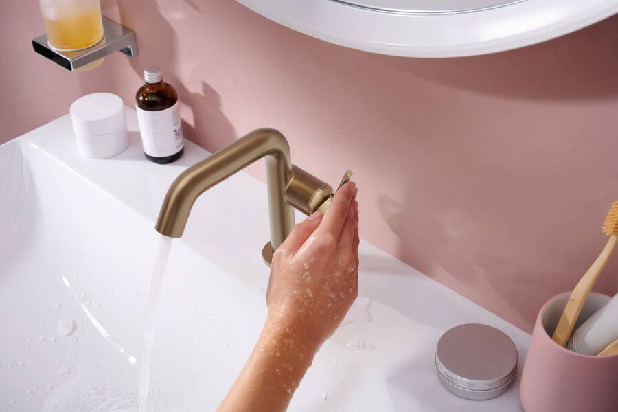 Hansgrohe Tecturis S ééngreeps wastafelkraan 110 Fine CoolStart met afvoerplug Brushed Bronze