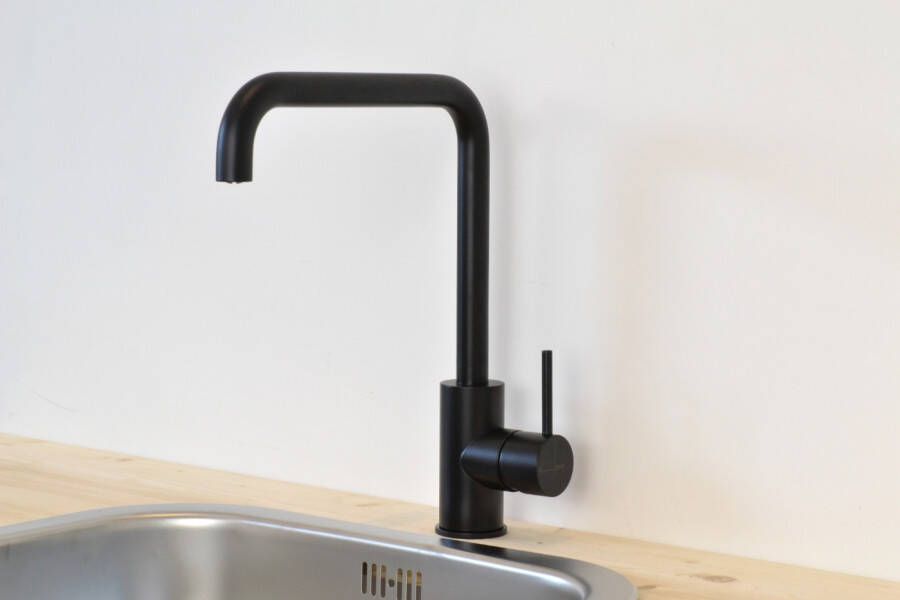 Hotbath Cobber CB041 keukenkraan recht mat-zwart