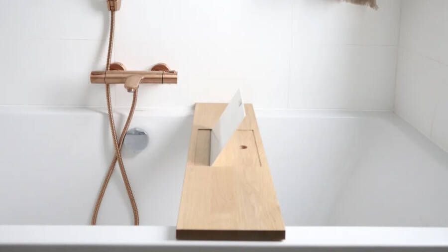 LoooX Wooden Bath Shelf badplank massief eiken 88 cm met mat witte tablethouder