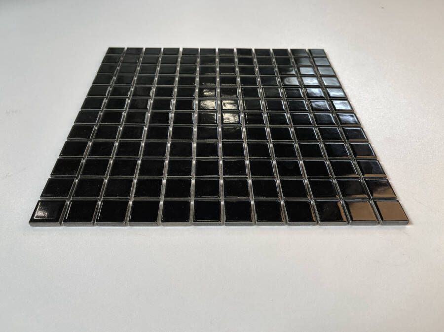 The Mosaic Factory Barcelona mozaïektegel 2 3x2 3cm Black Glossy