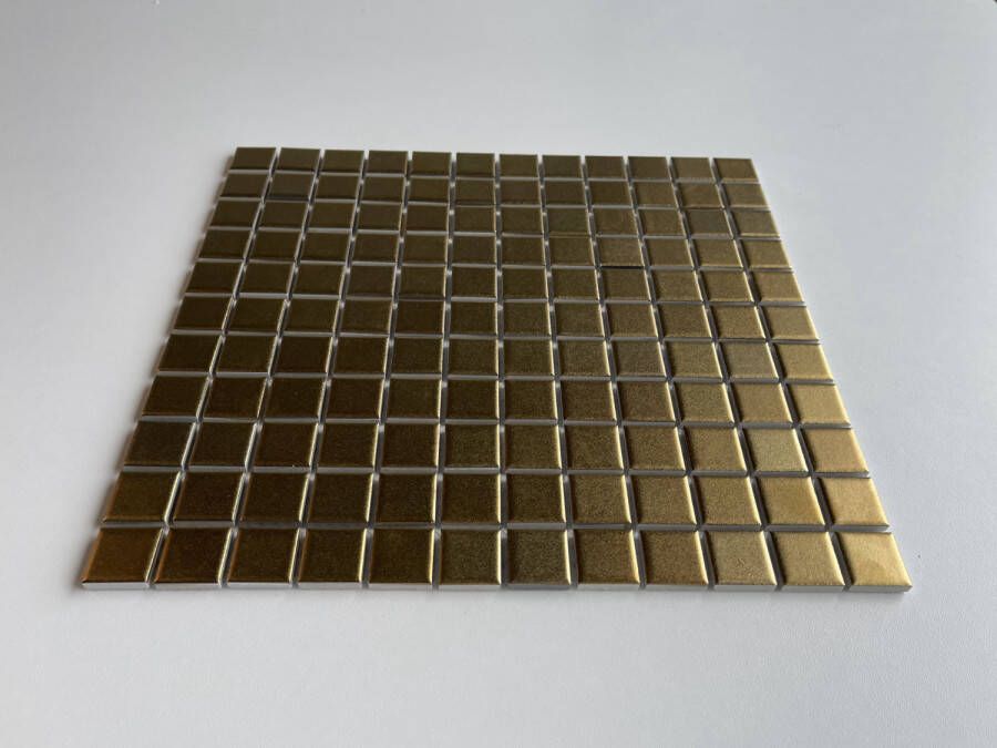 The Mosaic Factory Barcelona mozaïektegel 2 3x2 3cm Gold Matt Metalic