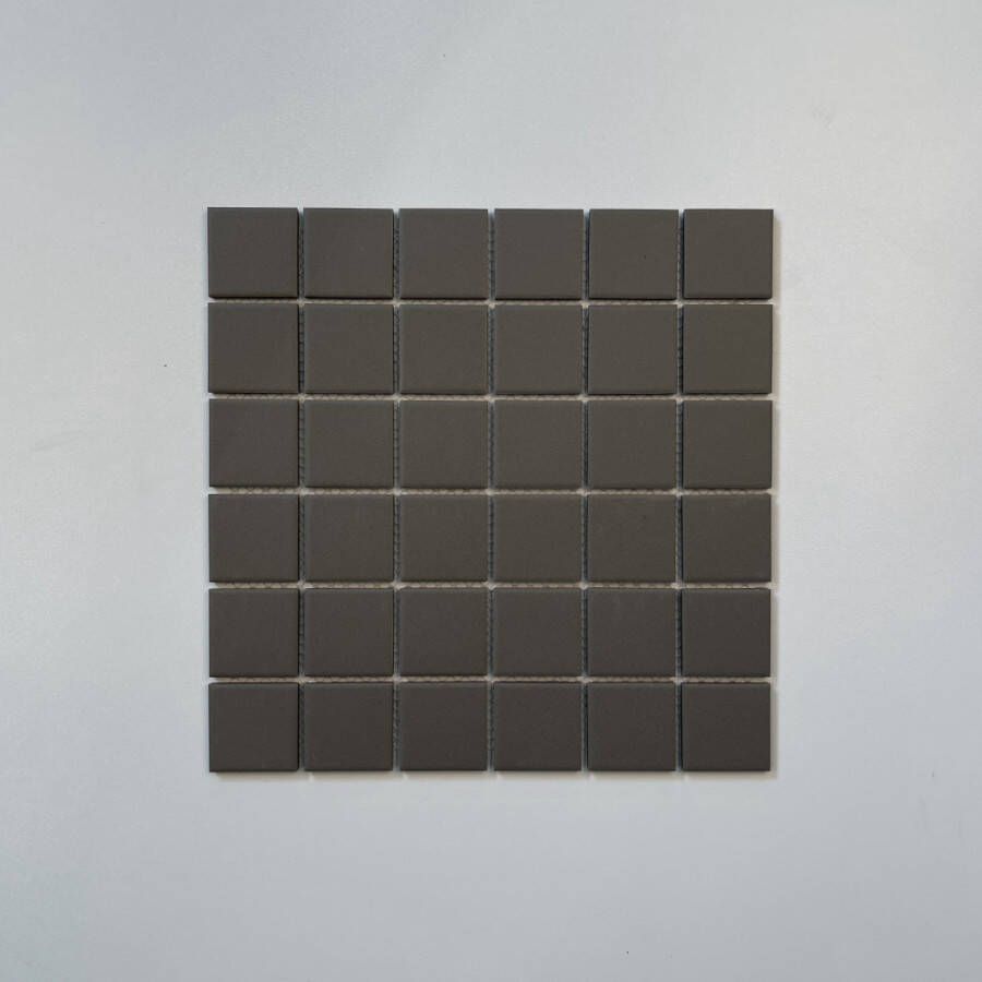 The Mosaic Factory London mozaïektegel vierkant 4 8x4 8cm Dark Grey