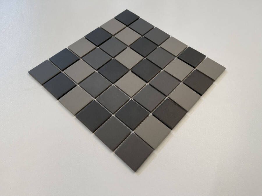 The Mosaic Factory London mozaïektegel vierkant 4 8x4 8cm Grey Anthracite Black