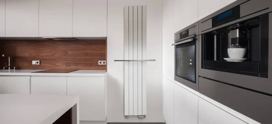 Vasco Viola V2-ZB radiator 57 8x180cm 1730W wit RAL 9016