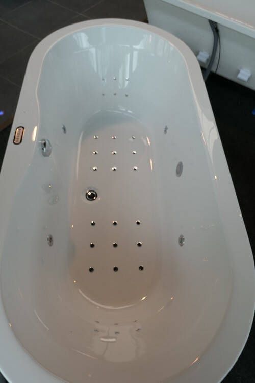 Börstings Titanic bubbelbad met Excellent systeem en verlichting 190x90 wit