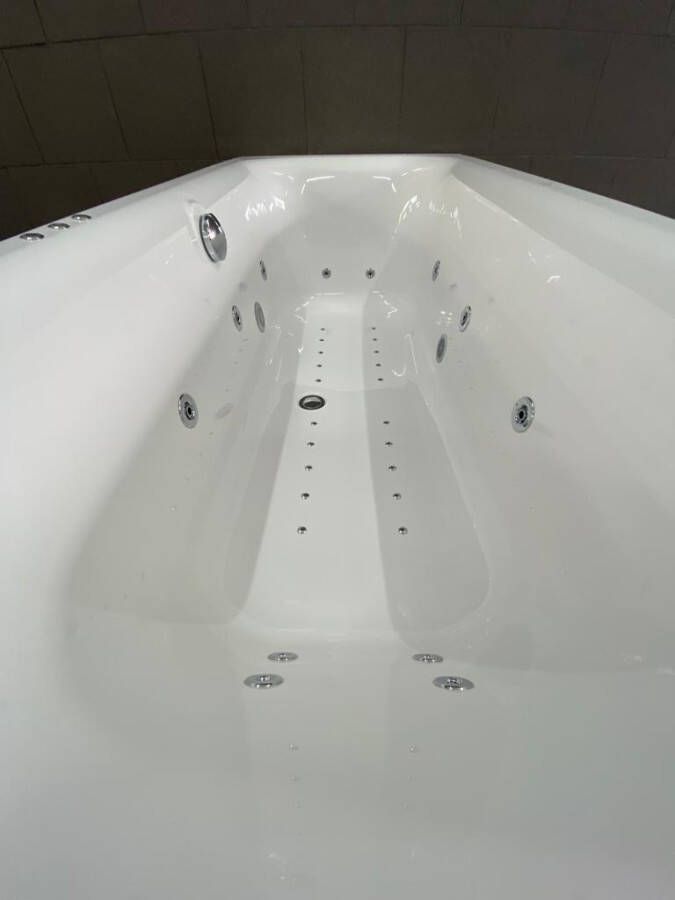 Villeroy & Boch O.Novo bubbelbad met WPe3 systeem en verlichting 180x80 wit