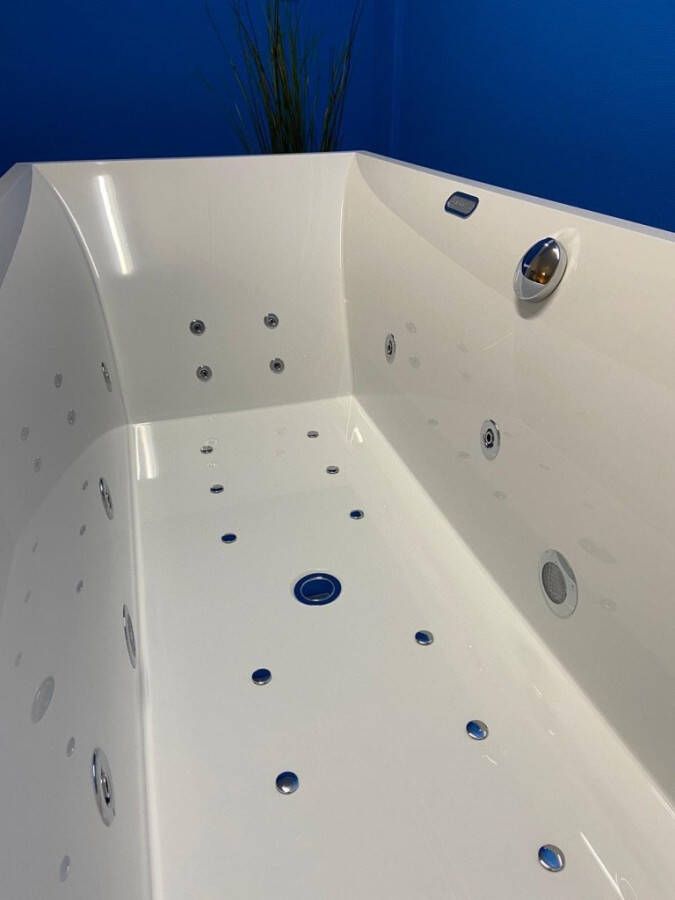 Villeroy & Boch Squaro bubbelbad met Advance systeem 170×75 wit