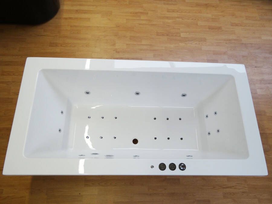 Xenz Society bubbelbad met Koller WP3 systeem 180x80 wit