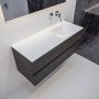 Mondiaz Vica Cloud badmeubel eiken donker bruin 120 cm 4 lades solid surface enkele spoelbak rechts zonder kraangat - Thumbnail 2