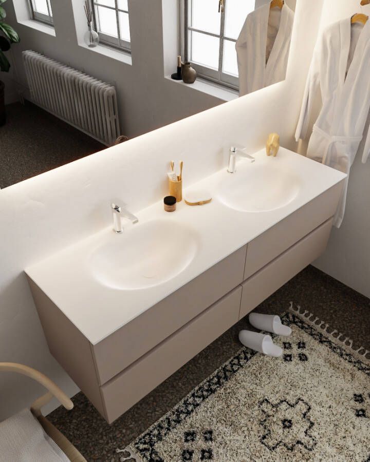 Douche Concurrent Badkamermeubel Mondiaz Vica 150x50x45cm Smoke MDF 4 Lades Softclose Solid Surface Wastafel Moon Dubbel 2 Kraangaten