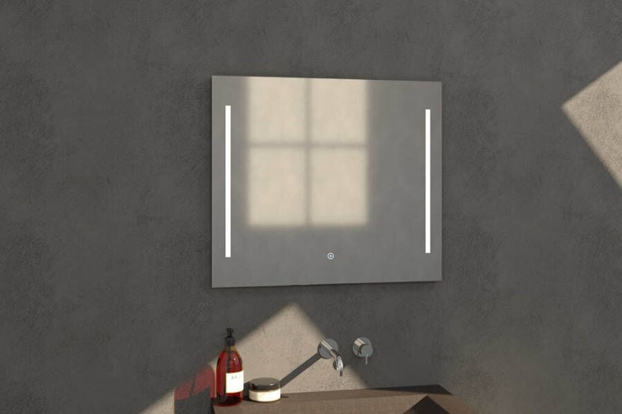 Tapo Deline spiegel 80cm 2x verlichting LED