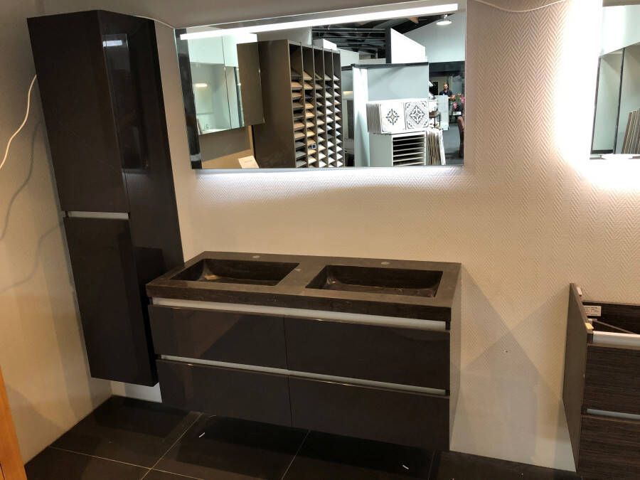 Wiesbaden Vision hoogglans grijs 120 cm badkamermeubel Raw natuursteen wasbak