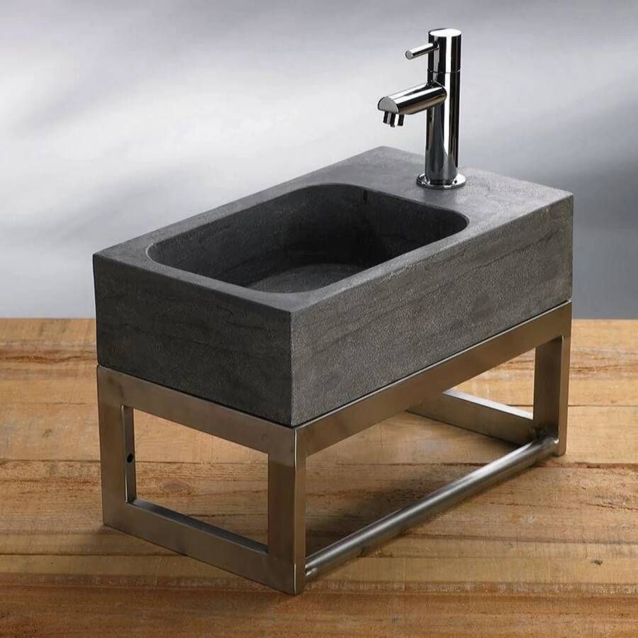 Casajoy Fontein Atlas 40x22x25 cm Natuursteen Met RVS Frame