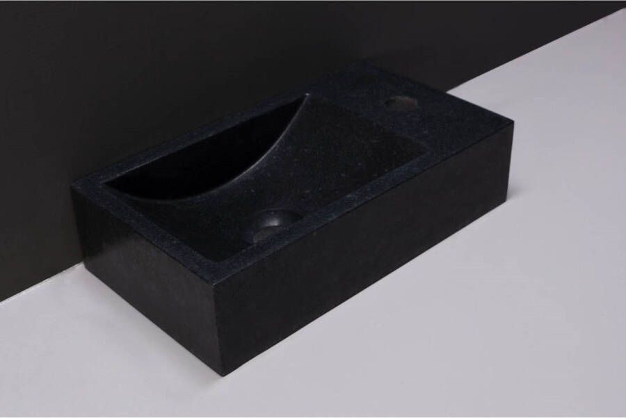 Forzalaqua Fontein Venetia Graniet Gezoet Zonder Kraangat Rechts 40x22x10 cm