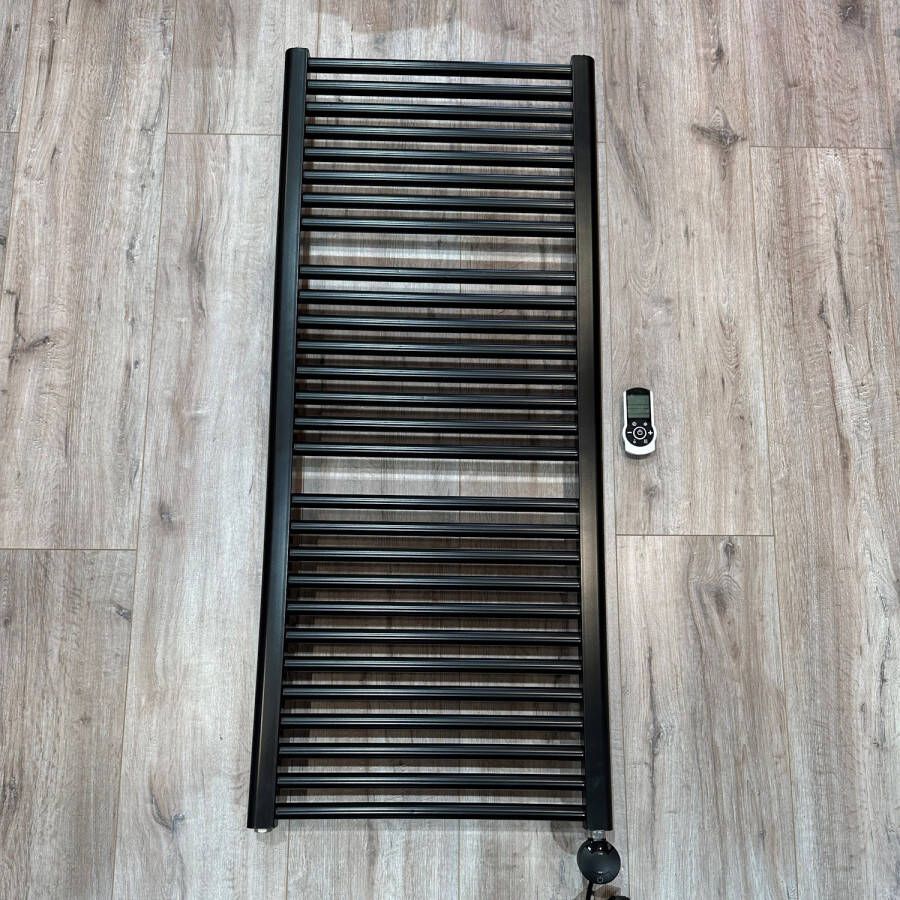 HD Heating Elektrische Radiator Basic Budget AB 500 x 1500 mm 900 Watt Mat Zwart