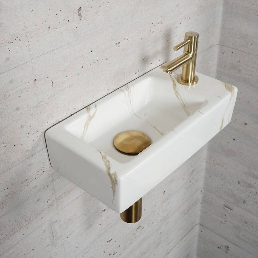 Wiesbaden Fonteinset Carrara Marmerlook Color Messing Goud Fonteinset Met Amador Kraan