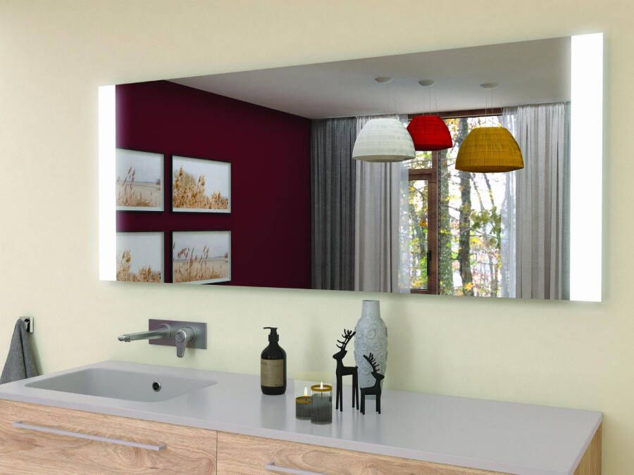 SANIJURA Reflet Edgy spiegel met spiegelverwarming infrarood schakelaar en dubbele verticale gentegreerde LED-verlichting 60x65cm