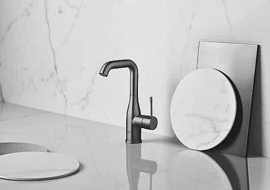 Grohe Essence New L-size wastafelkraan m draaibare uitloop m waste brushed hard graphite 32628AL1