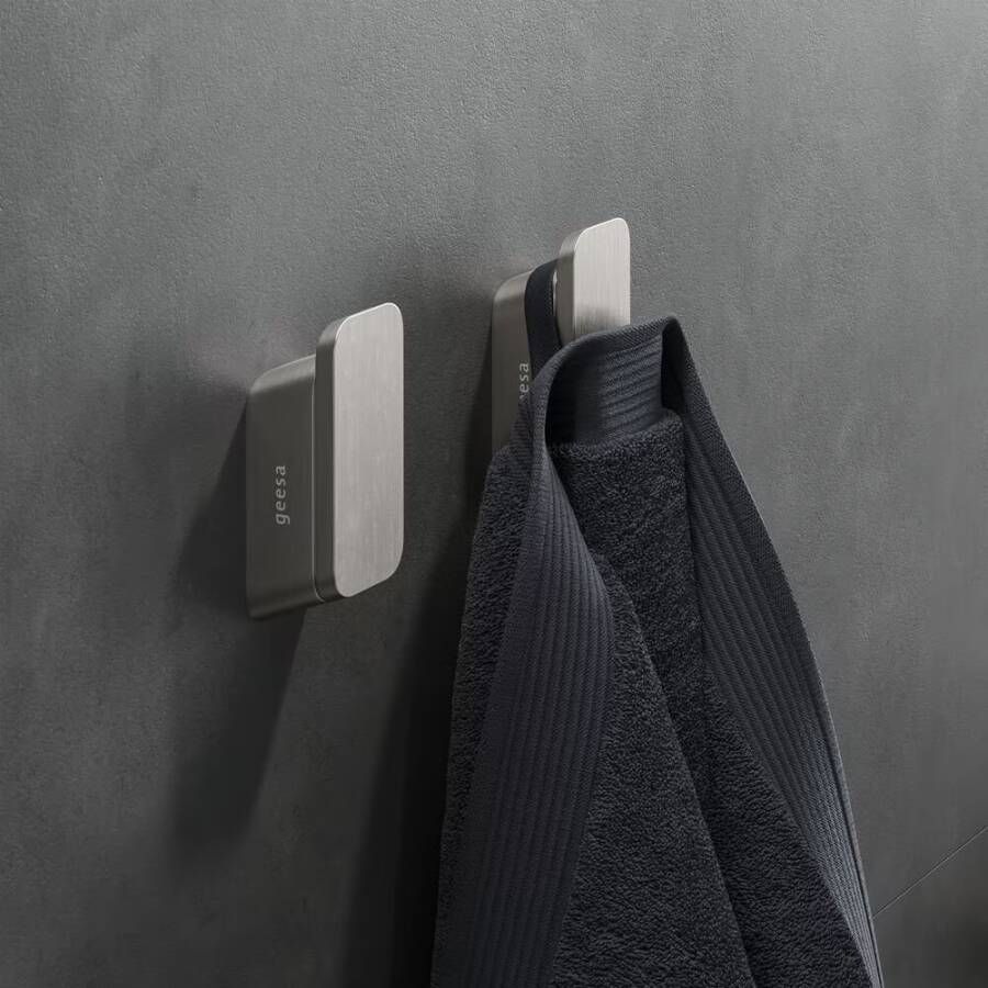 Geesa Handdoekhaak Shift | Medium | RVS geborsteld