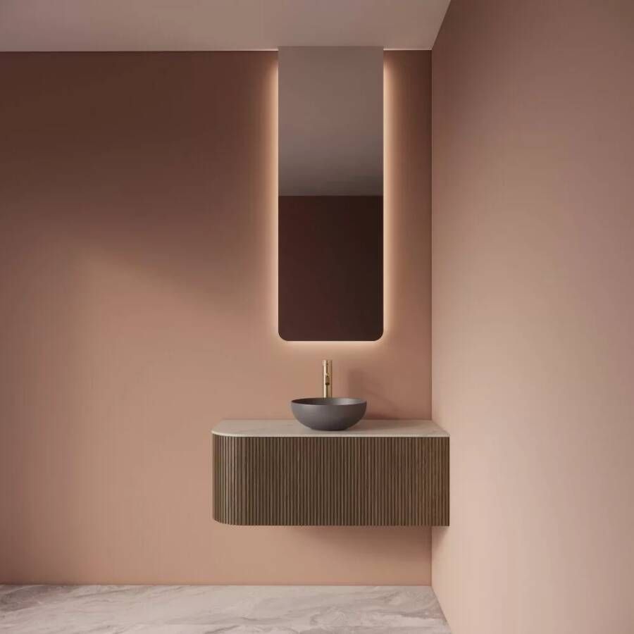 Gliss Design Badkamerspiegel Lucis | 40x140 cm | Verticaal | Indirecte LED verlichting | Sensor bediening | Met spiegelverwarming