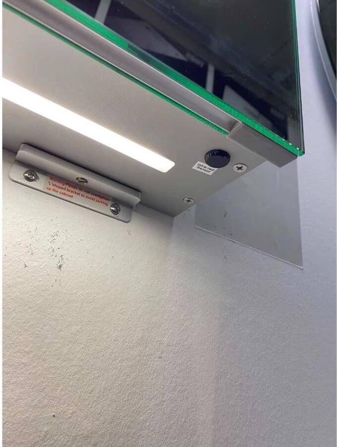Hipp Design Spiegelkast SPK42000 | 120x70x14 cm | 2 Deuren | Directe LED verlichting | Aluminium | Met spiegelverwarming