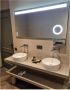 Hipp Design Badkamerspiegel met vergrootglas SPV6000 | 90x70 cm | Directe LED verlichting | Touch button | Met spiegelverwarming - Thumbnail 3