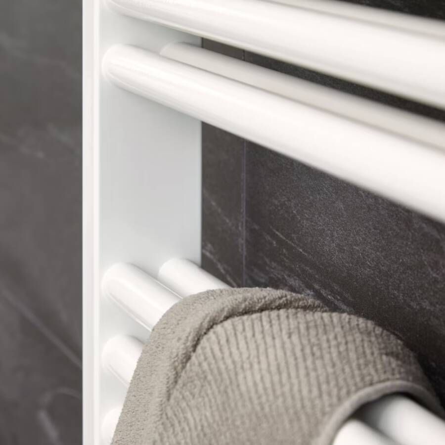 HSK Handdoekradiator Line Two | 60x123 cm | Warmwaterwerking | Wit