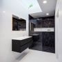 Mondiaz VICA Badkamermeubelset 120cm 4 lades wasbak Moon rechts 1 kraangat solid surface urban PC75341528 - Thumbnail 3