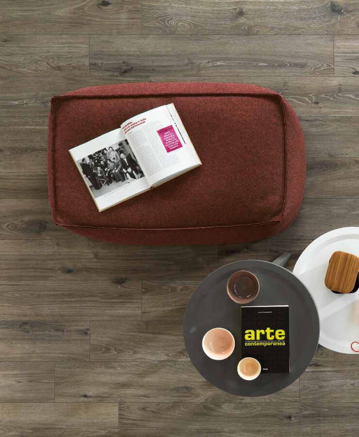 Novabell Eiche Timber vloertegel hout look 26x160 cm eiken donker mat