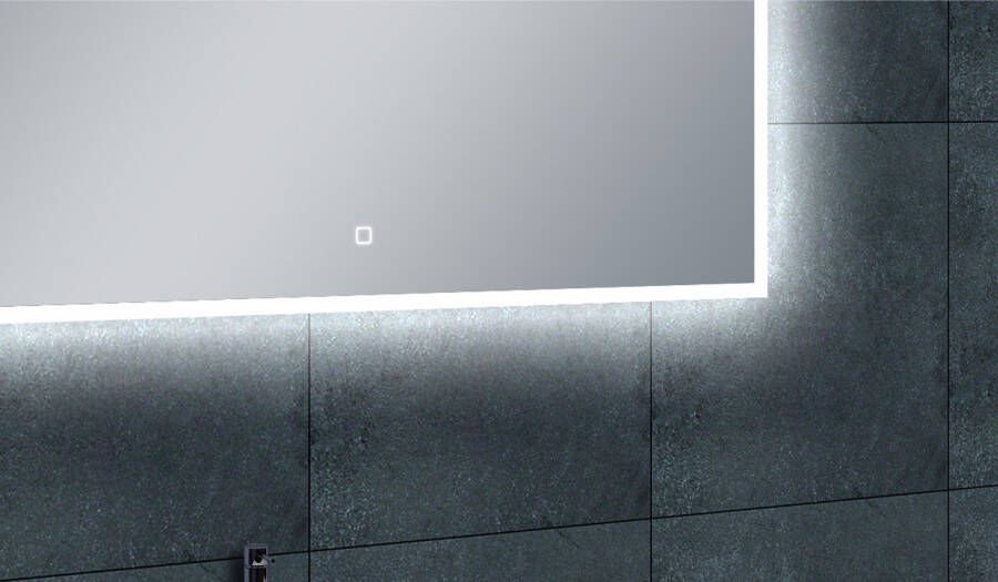 Wiesbaden Badkamerspiegel Quatro | 120x60 cm | Rechthoekig | Directe en indirecte LED verlichting | Touch button | Met verwarming