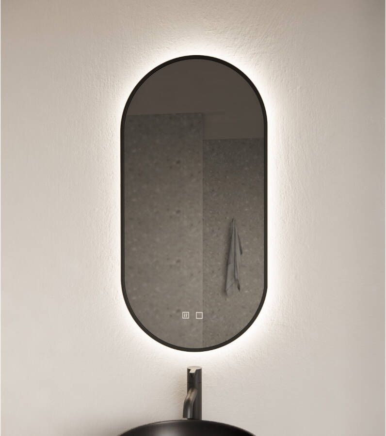 Gliss Design Badkamerspiegel Aura | 40x100 cm | Ovaal | Indirecte LED verlichting | Touch button | Met spiegelverwarming