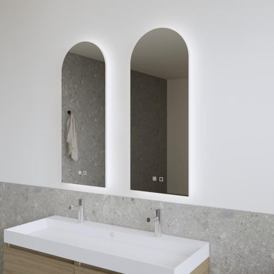 Gliss Design Badkamerspiegel Gaya | 40x100 cm | Rechthoekig | Indirecte LED verlichting | Touch button | Met spiegelverwarming