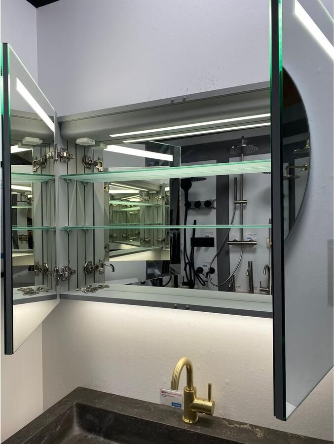 Hipp Design Spiegelkast SPK52000 | 120x70x14 cm | 2 Deuren | Directe LED verlichting | Aluminium | Met spiegelverwarming