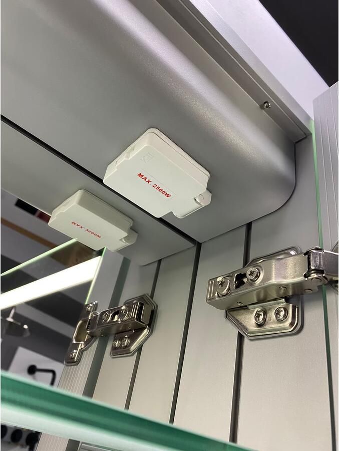 Hipp Design Spiegelkast SPK61000 | 120x70x14 cm | 2 Deuren | Directe LED verlichting | Aluminium | Met spiegelverwarming