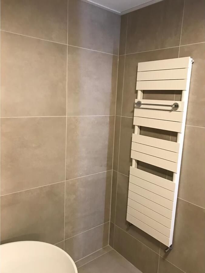 Instamat Badkamerradiator serie Deco-Light 127.7 x 60 cm incl. bevestigingsset wit - Foto 2