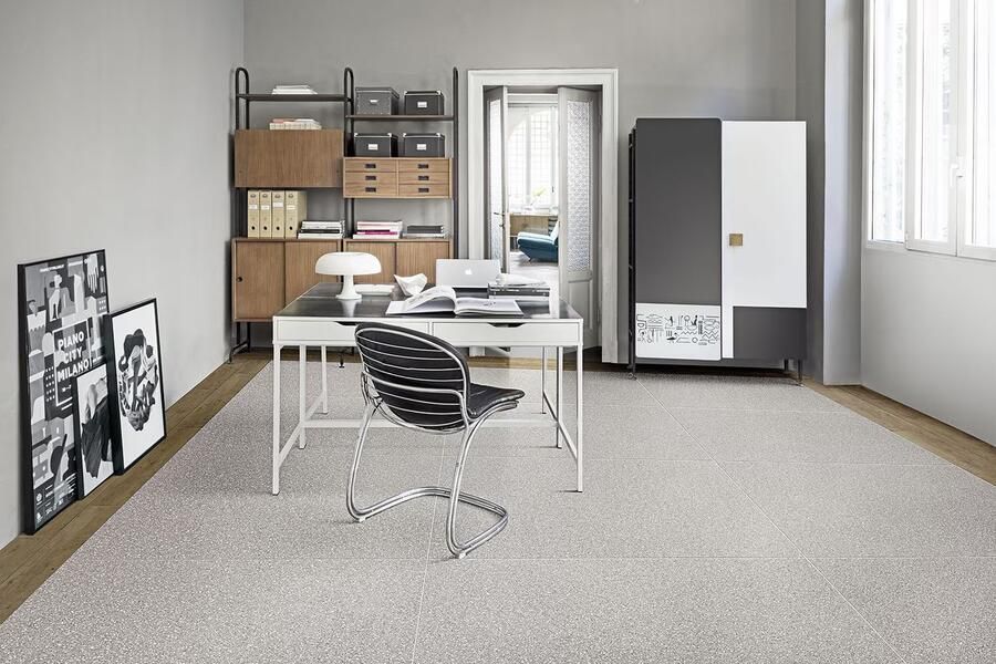 Marazzi Pinch Light Grey Rett vloertegel terazzo 120x120 cm grijs mat