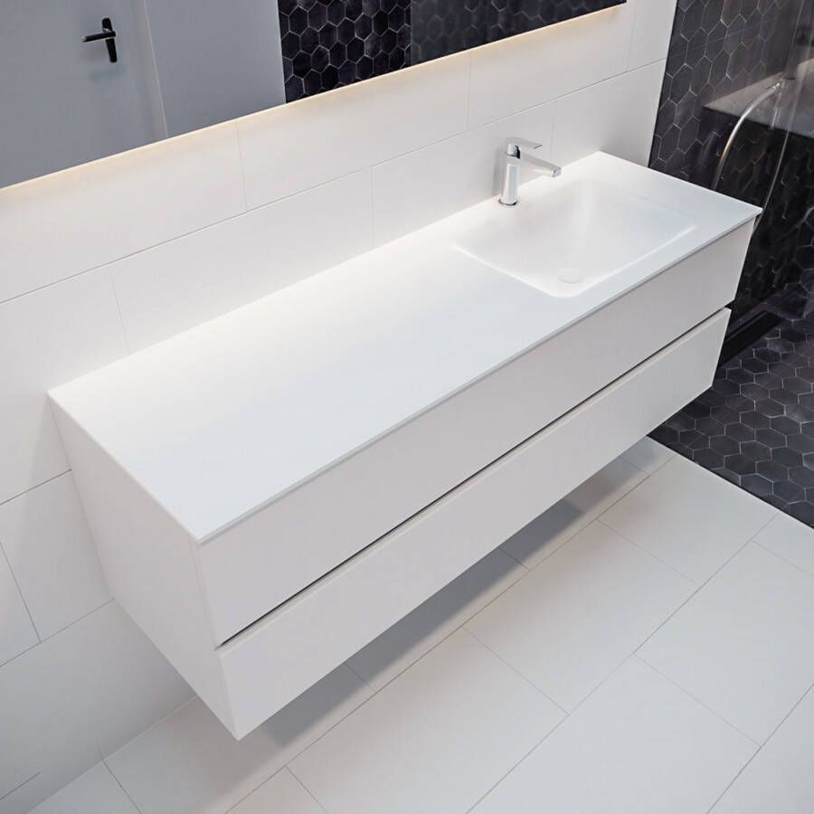 Mondiaz Vica Cloud badmeubel wit mat 150 cm 2 lades solid surface enkele spoelbak rechts 1 kraangat