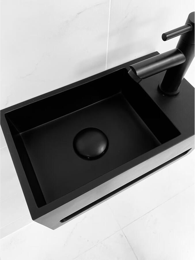 SaniClear Afvoerplug Solid | 5 4" | Click waste | Messing | Rond | Mat zwart