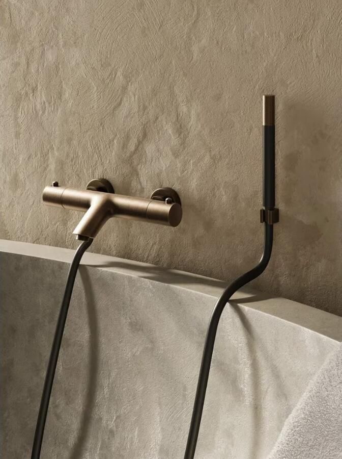 SaniClear Badkraan Antique Pro | Opbouw | Thermostaatkraan | Incl.Handdoucheset | 2-weg | 2-knops | Rond | Verouderd messing - Foto 3