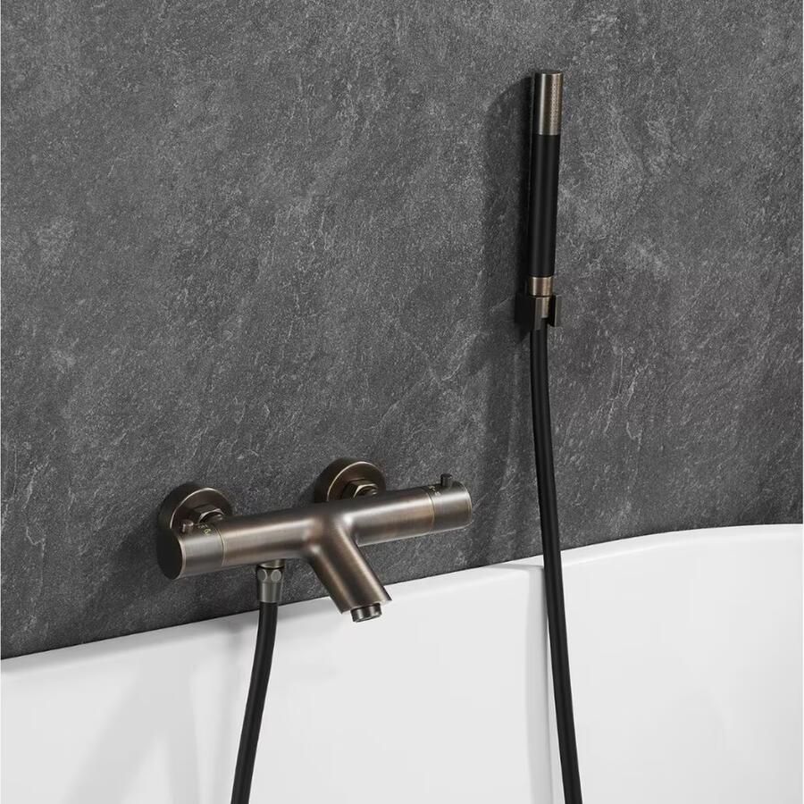 SaniClear Badkraan Antique Pro | Opbouw | Thermostaatkraan | Incl.Handdoucheset | 2-weg | 2-knops | Rond | Verouderd messing
