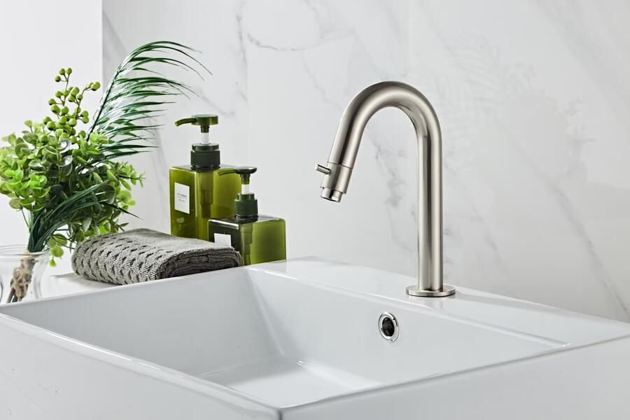 SaniClear Fonteinkraan Exclusive | Opbouw | Koudwater kraan | Standaard model | 1-knop | Rond | RVS look