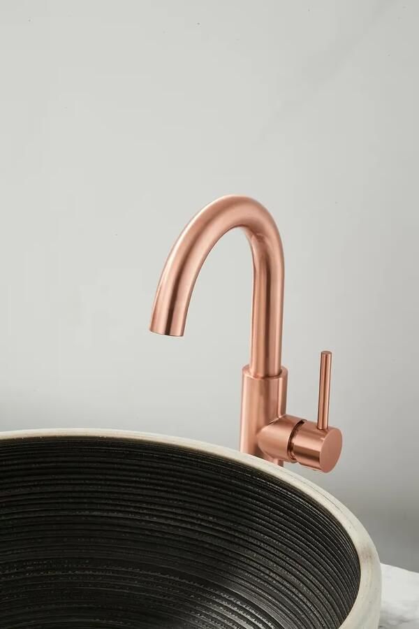 SaniClear Wastafelkraan Highriser | Mengkraan | Hoog model | Draaibare uitloop | Geborsteld koper - Foto 3