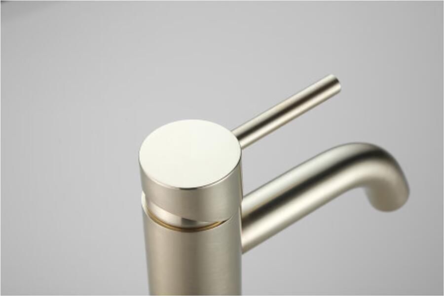 SaniClear Wastafelkraan Plus | Opbouw | Mengkraan | Standaard model | 1-hendel | Rond | Geborsteld messing mat goud